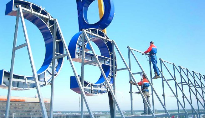 УСТАНОВКА КРЫШНЫХ РЕКЛАМНЫХ КОНСТРУКЦИЙ
